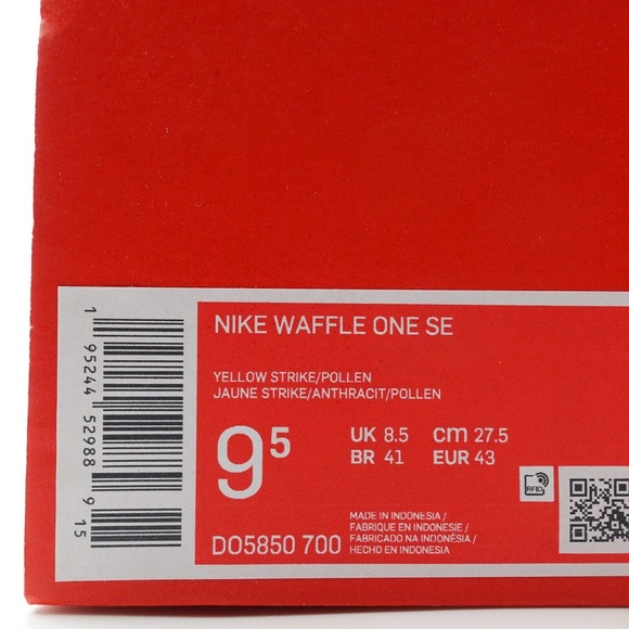 Nike Waffle One Go The Extra Smile Shoes Black Yellow Mens Size 9.5 DO5850 700 main image 4